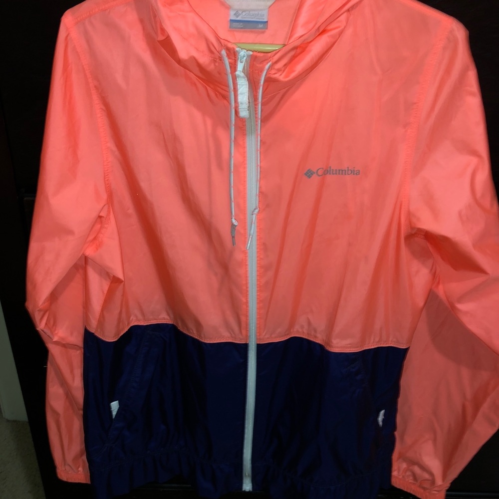 Brand new Columbia jacket pink and navy size M